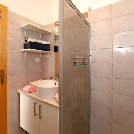 Ivana 2* Bibinje